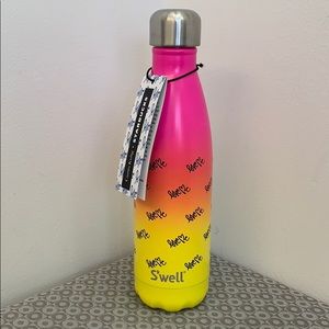 Limited Edition 17oz Swell bottle